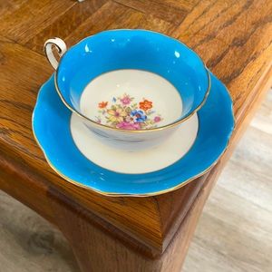 FOLEY BONE CHINA Teacup & Saucer. Made in England.